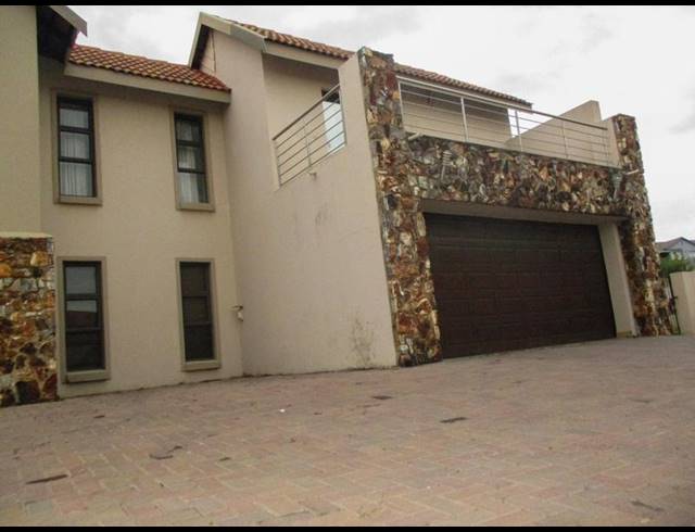 4 BEDROOM PROPERTY TO RENT IN BROOKLANDS LIFESTYLE ESTATE